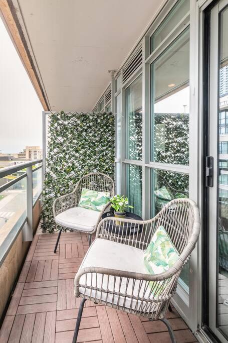 Luxury Suite Downtown Toronto Near Cn Tower Exterior foto